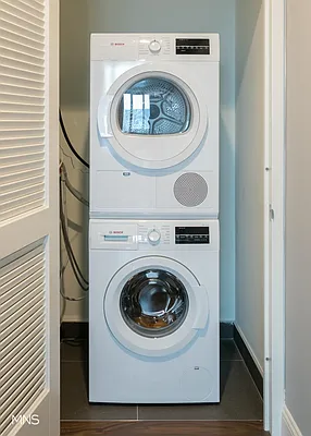 Rented by MNS Marketing | media 6