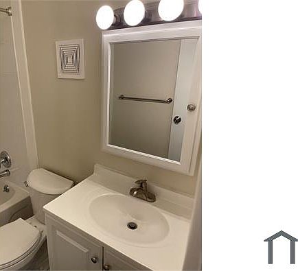 2nd image of 2728 James St APT 303