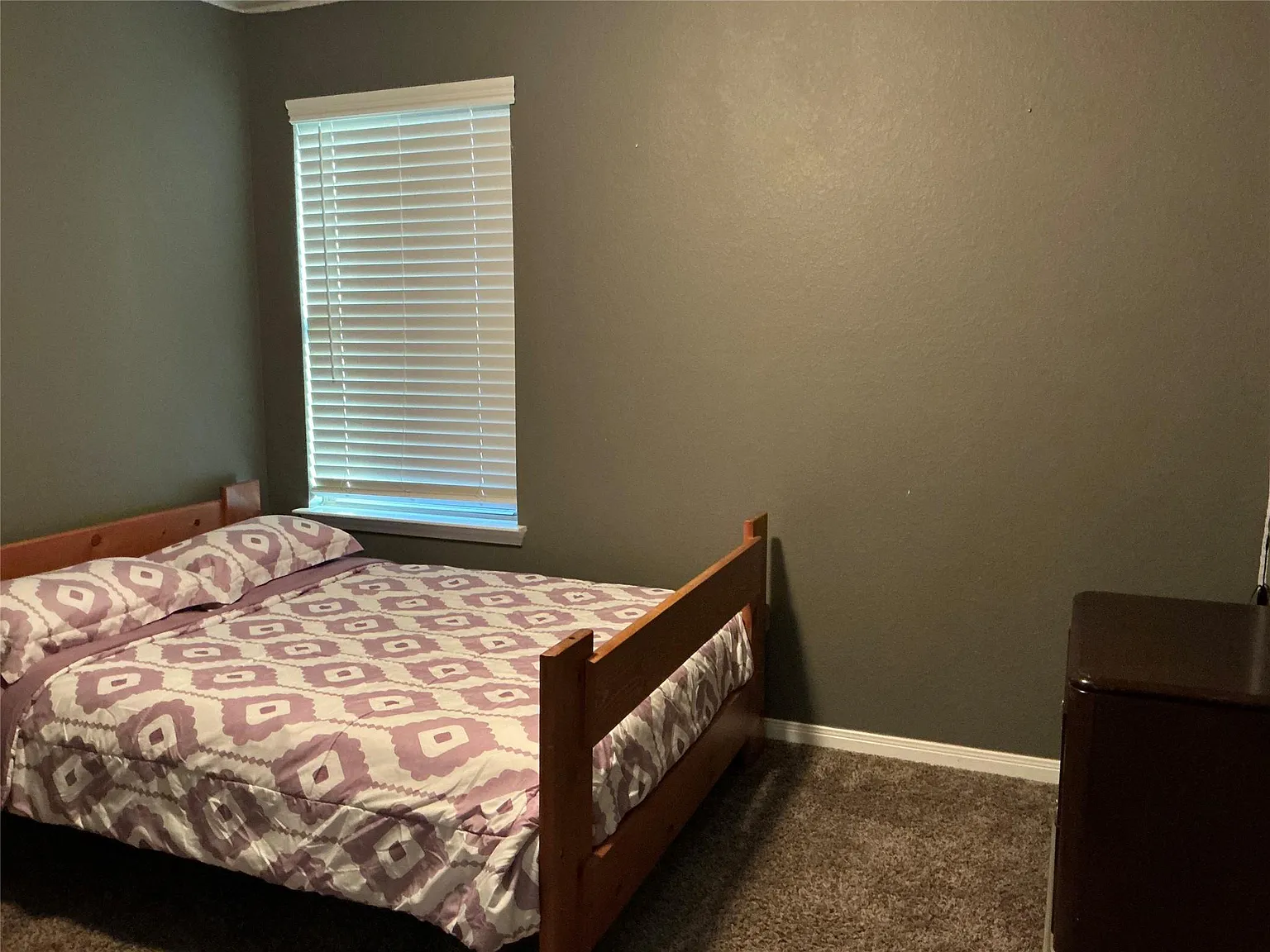 4 bed, 2.0 bath, 1836 sqft, $2,800 — Photo 4