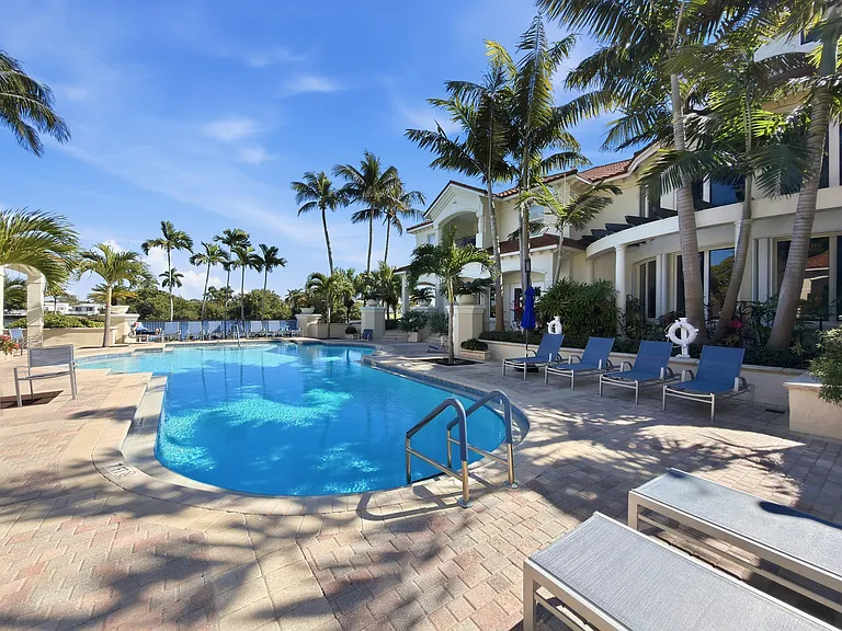 3221 Tuscany Way #3221 — Photo 44