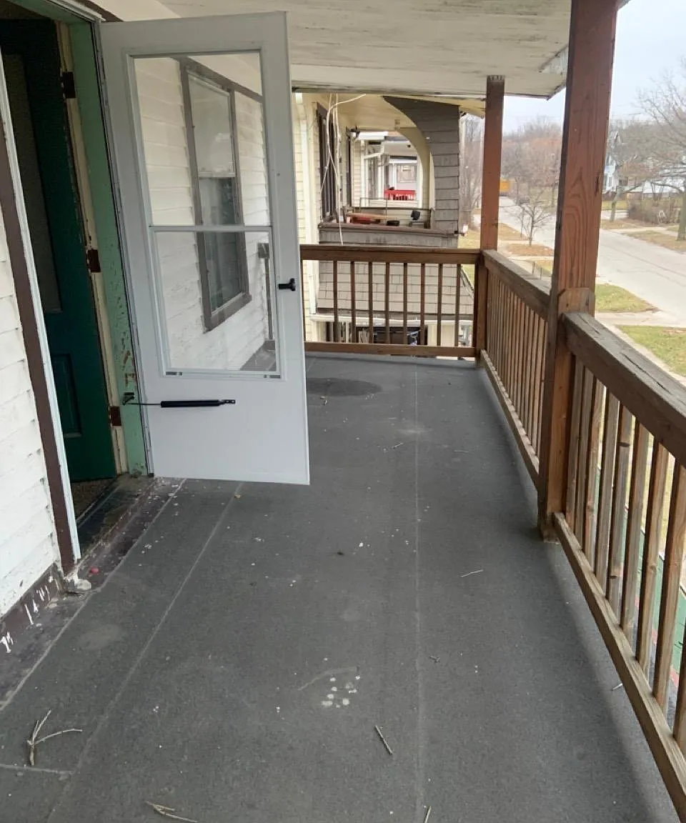 2 bed, 901 sqft, $750 — Photo 1