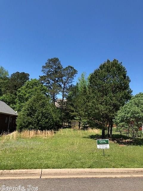 1st image of 108 Gardens Gate Cir