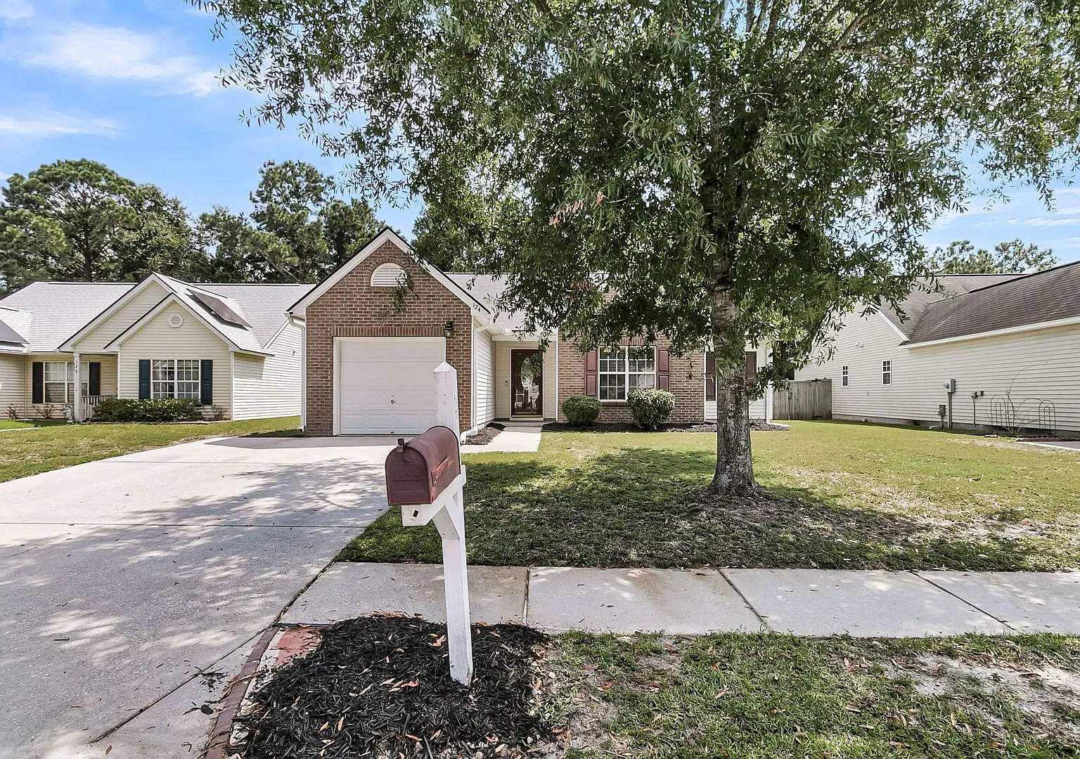 Bright & Inviting 3-Bedroom 2- Bathroom Home in Desirable Weatherstone Community — Photo 1