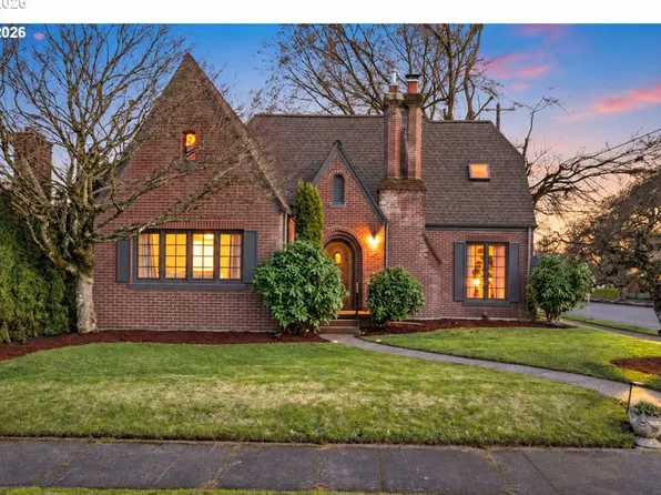 123 W 38th St, Vancouver, WA 98660