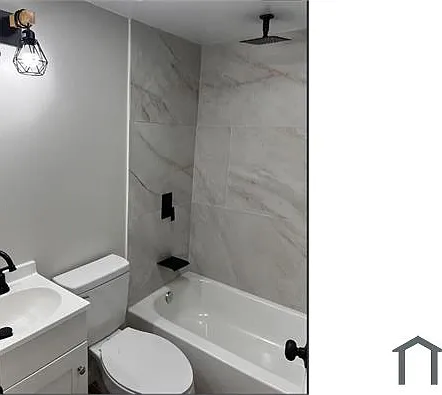 104 N Rose St — Photo 3