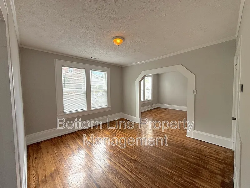 1 bed, 1.0 bath, 1000 sqft, $1,175 — Photo 3