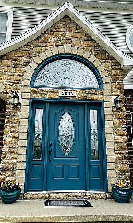 1st image of 5035 Hidden Rdg