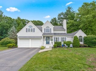 4 Fairway Rd, North Reading, MA 01864