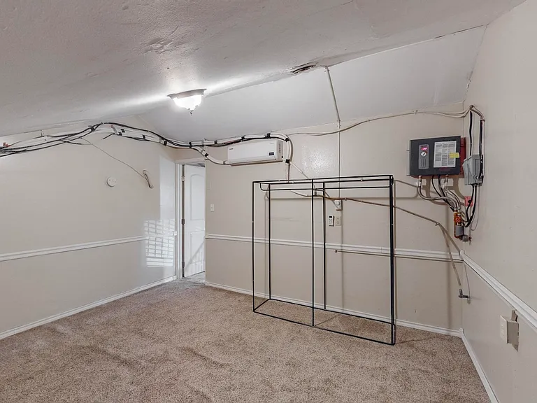 2569 Shady Ridge Dr — Photo 36