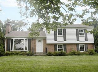 20816 Brooke Knolls Rd, Gaithersburg, MD 20882