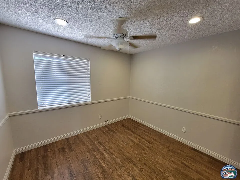 4 bed, 2.0 bath, 1561 sqft, $2,500 — Photo 4