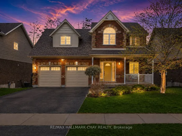 17 Armeda Clow Cres, Essa, ON L3W 0H7