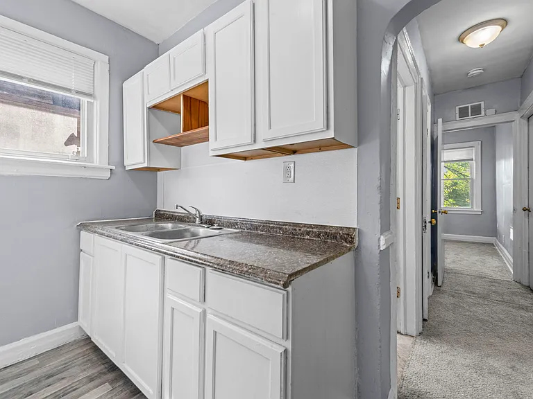 3825 Waverly St #2 — Photo 9