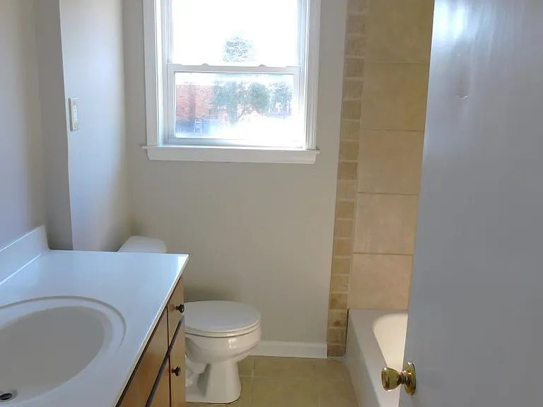8550 Darlington Cv — Photo 30