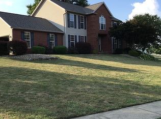 767 Premiera Dr, Tallmadge, OH 44278