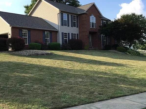 767 Premiera Dr, Tallmadge, OH 44278