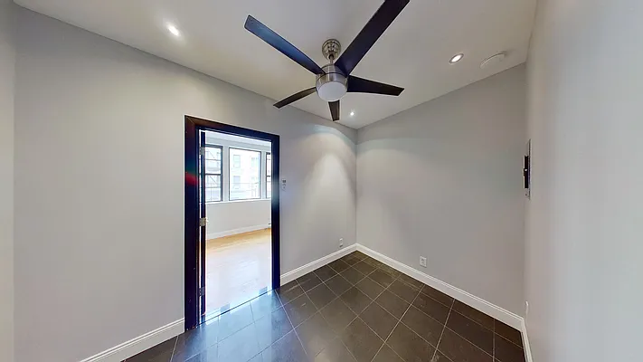 Rented by Compass | media 10