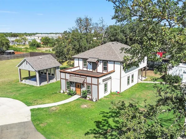 1924 Brown St, Balch Springs, TX 75180