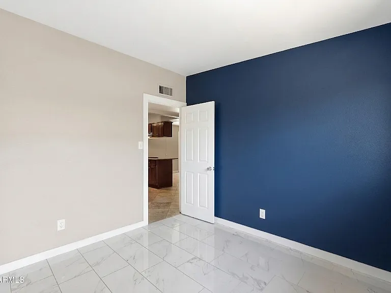 1609 E Gaylon Dr — Photo 23