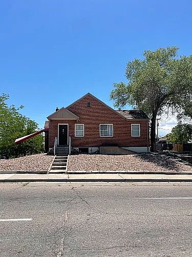 1st image of 502 W 13th St