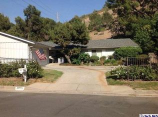 10326 La Canada Way, Sunland, CA 91040