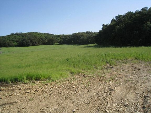 2nd image of 33528 Mulholland Hwy