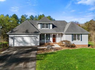 1701 Saint Andrews Cir, Blacksburg, VA 24060