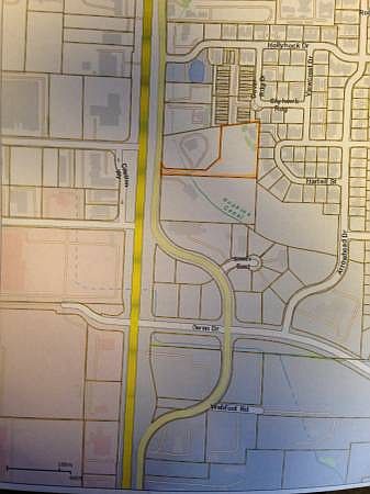 2nd image of 3720 Crater Lake Ave