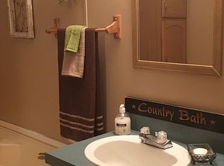 1550 Number 4 Rd, Tunnelton, WV 26444