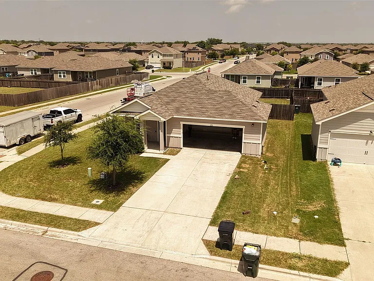250 Seneca Loop — Photo 19