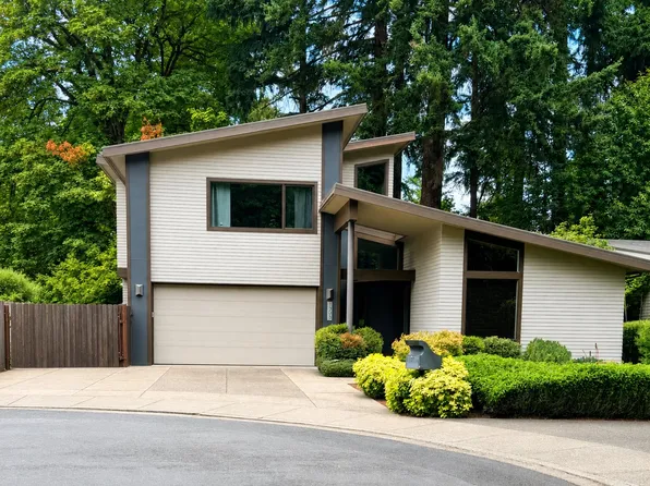 1393 Buck St, West Linn, OR 97068
