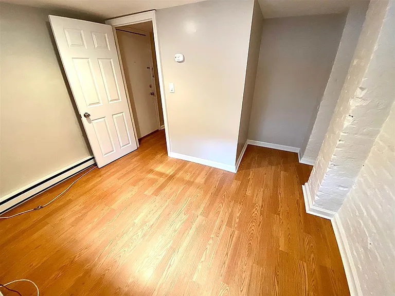 611 Bloomfield St #GRDN — Photo 10