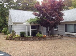 9 Coonamessett Cir, East Falmouth, MA 02536