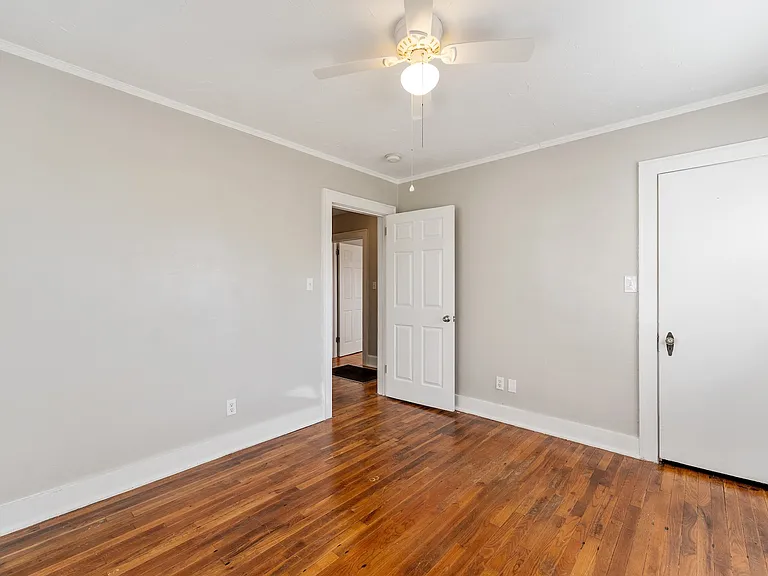415 Taylor St #B — Photo 8