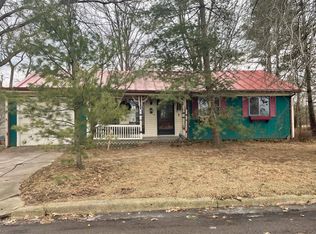 1117 W Perry Ave, Hartford City, IN 47348