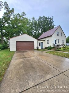 3322 Palmer St, Lansing, MI, 48910