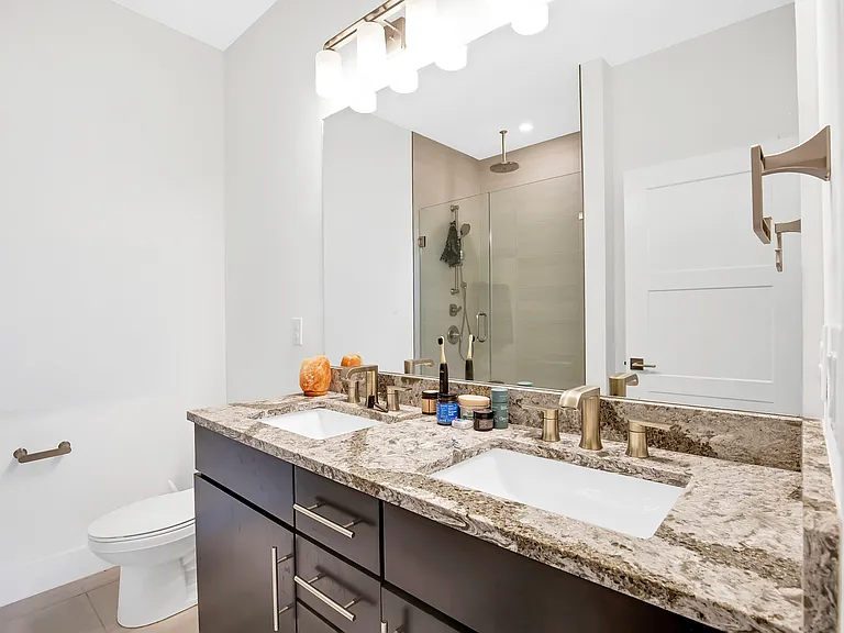 2506 W Cleveland St #9 — Photo 21