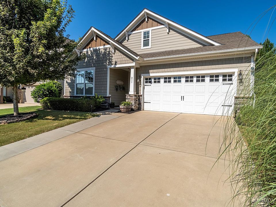 1st image of 211 Blossom Ridge Dr