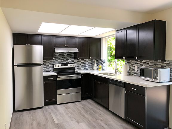 Fully upgraded kitchen