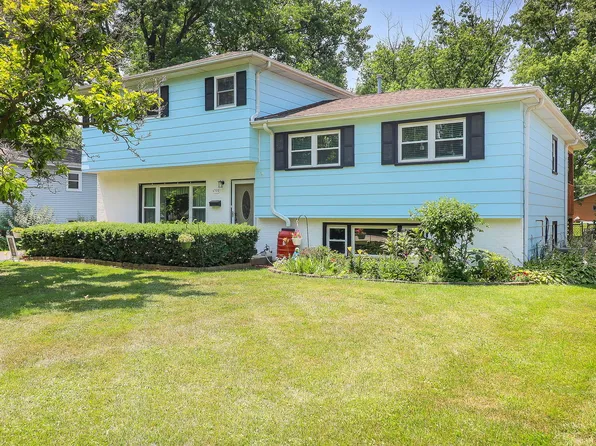 6308 Saratoga Ave, Downers Grove, IL 60516