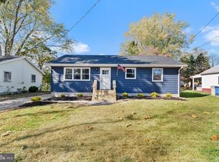 9 Magnolia Dr, Pennsville, NJ 08070