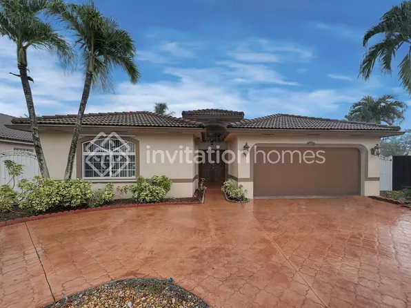 9155 SW 166th Pl, Miami, FL 33196