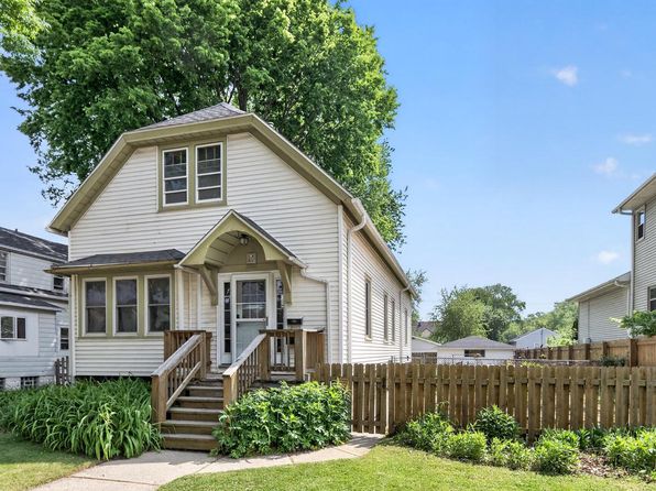 2832 S Burrell STREET, Milwaukee, WI 53207