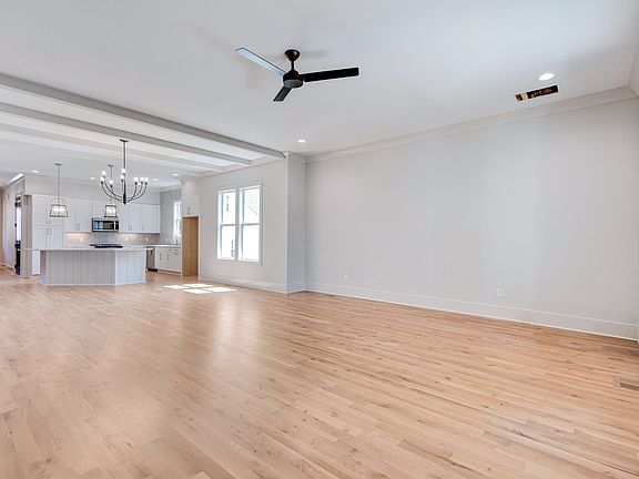 2nd image of 6369 Alamo Pl
