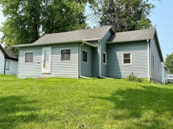 503 Pine St, Atlantic, IA 50022