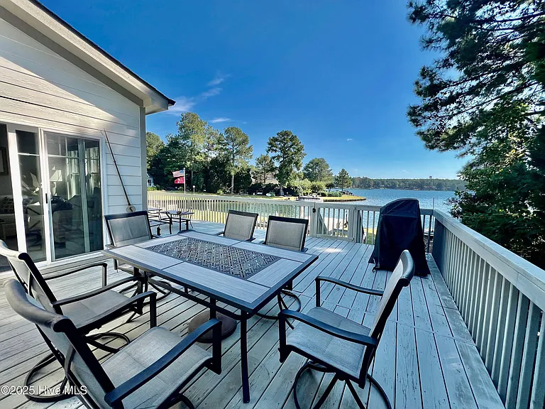 127 Shaw Dr — Photo 26
