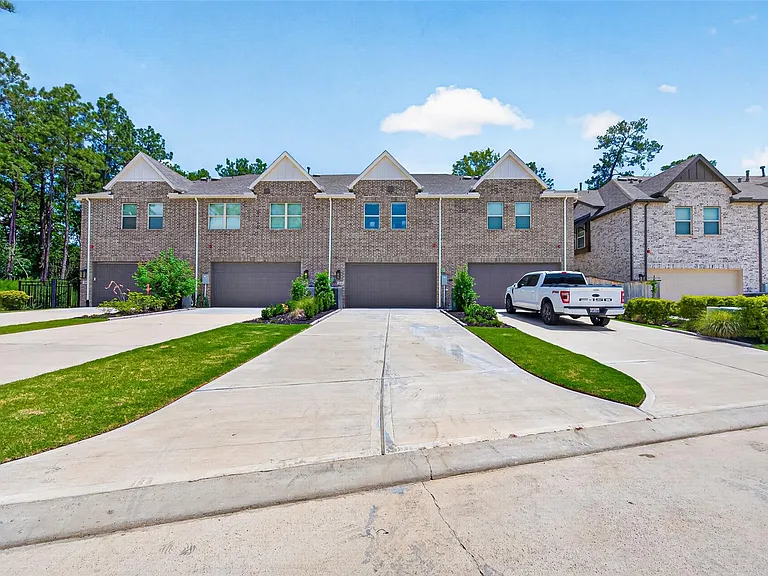 2638 Woodforest Pkwy — Photo 41