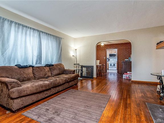 5th image of 2901 Argella Ave