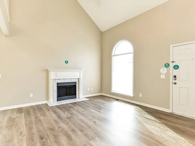 1920 Streamfield Ct — Photo 6