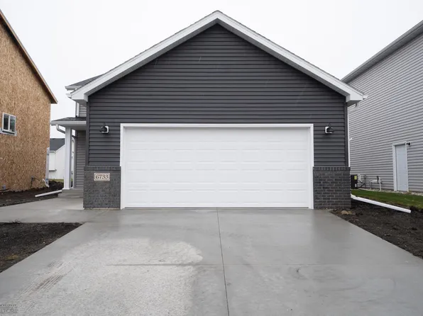 6733 71st Ave S, Horace, ND 58047